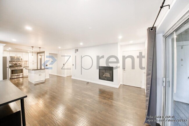 Foto del edificio - 26942 Flo Ln