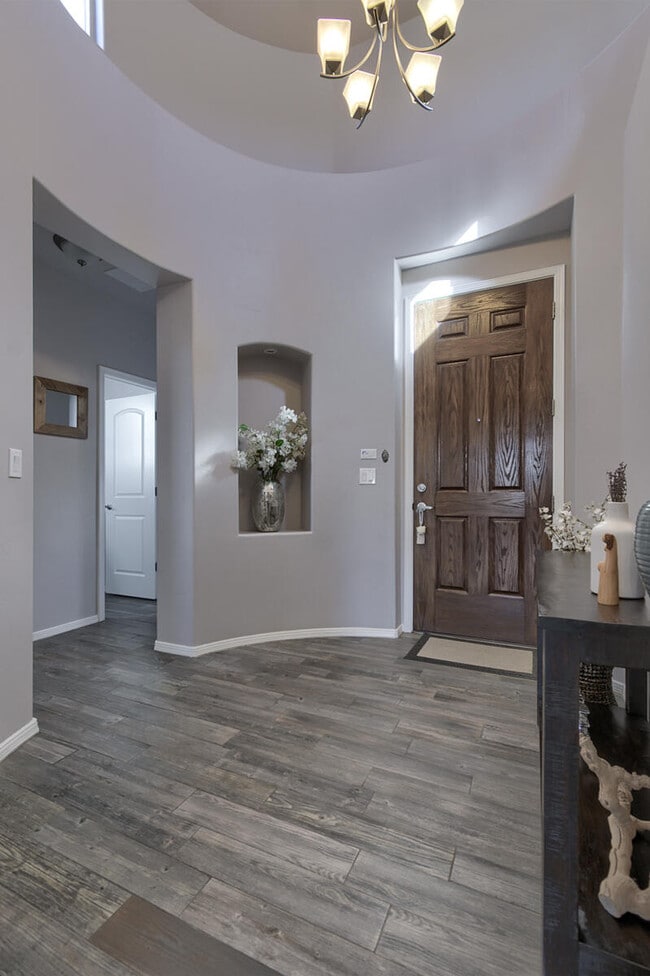 Building Photo - 7360 Skyrocket Dr