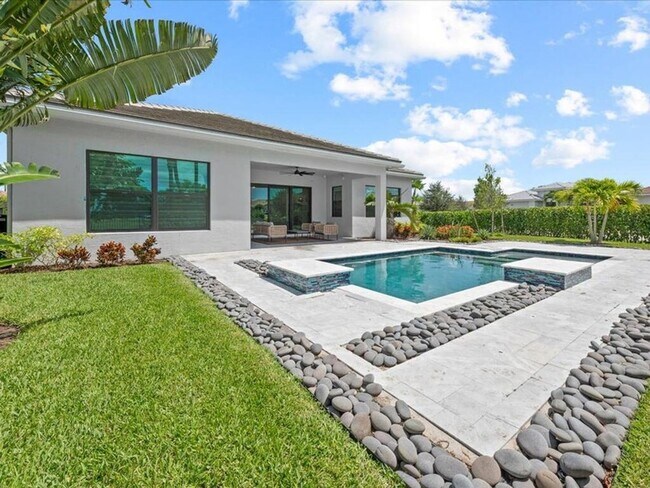 Foto del edificio - 5577 St Armands Way