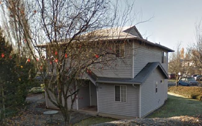 Building Photo - 2102 E Illinois St
