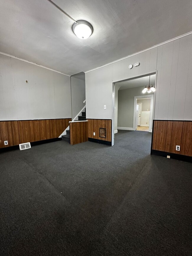 Building Photo - Beautiful 2 Bedroom, 1 Bath in Darby