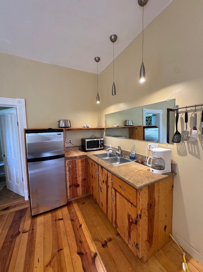 Foto del edificio - Carson &amp; L