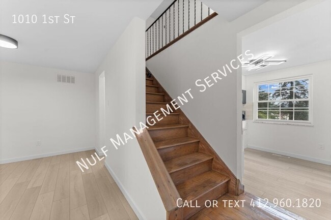 Photo - 1010 1st St House