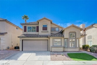 Building Photo - 267 Bluefield Ln