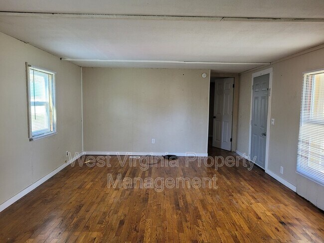 Foto del edificio - 432 Pocahontas St W