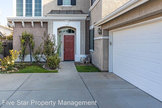 Building Photo - 3 br, 2.5 bath House - 3317 Sleepy Hollow Ln