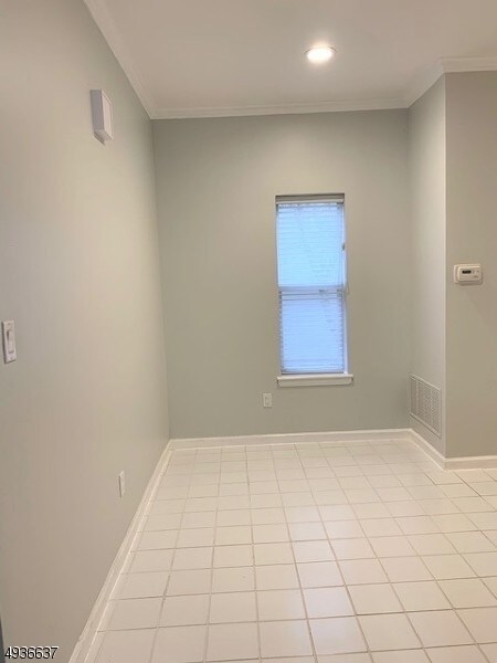 Building Photo - 8501 Brittany Dr