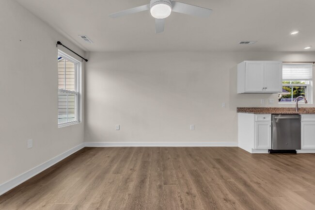 Foto del edificio - 767 Cottage Dr