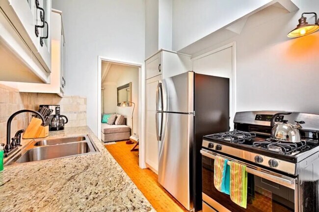 Foto del edificio - 8034 La Jolla Shores Dr