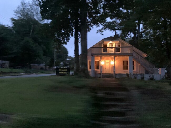Foto del edificio - Old Buncombe Road, 3201