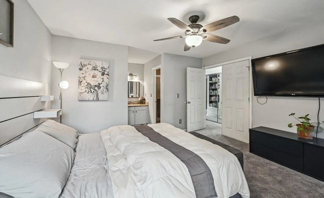 Foto del edificio - 646 S Joplin St