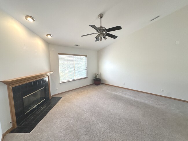 Foto del edificio - 3503 Blue Ridge Ct