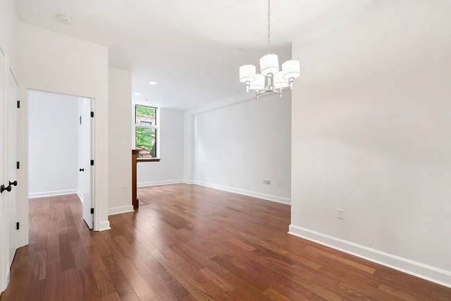 Building Photo - Perfect 1 Bedroom 1 Bathroom