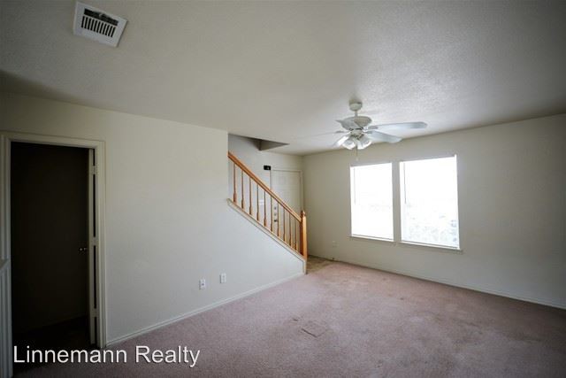 Building Photo - 3600 Malibu Ln