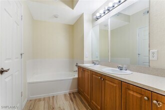 Building Photo - 7905 Preserve Cir