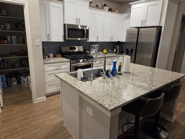 Foto del edificio - 208 Comet Pointe Dr