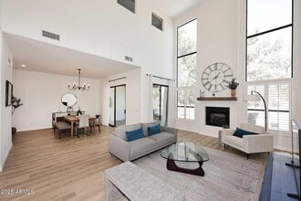 Building Photo - 333 N Pennington Dr