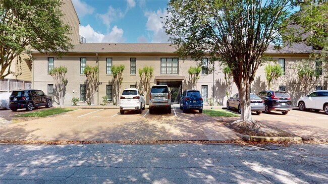 Foto del edificio - 1410 Hyde Park Blvd