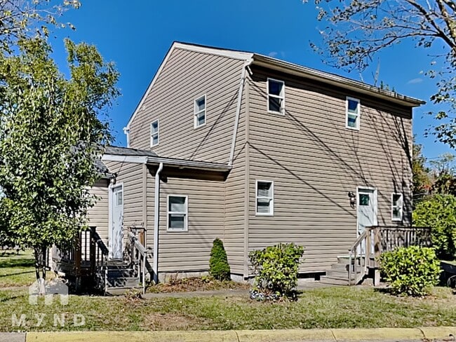 Building Photo - 3400 1st Ave