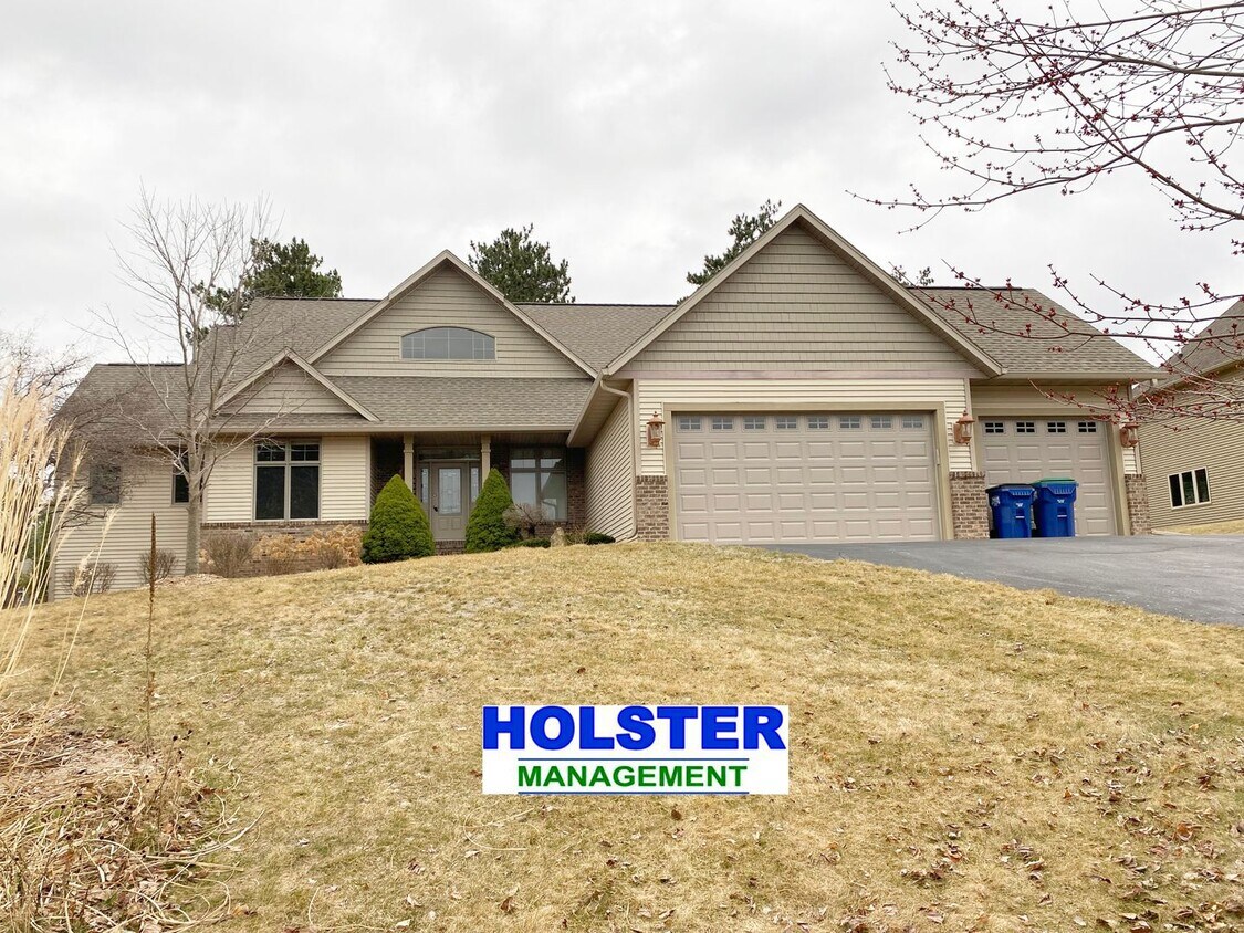 315 N Emerald Dr, Wausau, WI 54401 House Rental in Wausau, WI