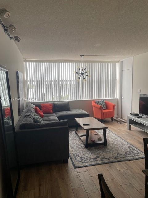 Foto del edificio - 1200 NE Miami Gardens Dr