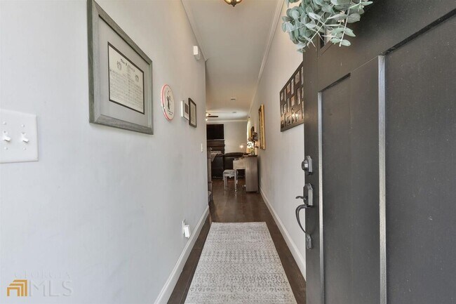 Foto del edificio - 28A E Newnan Rd