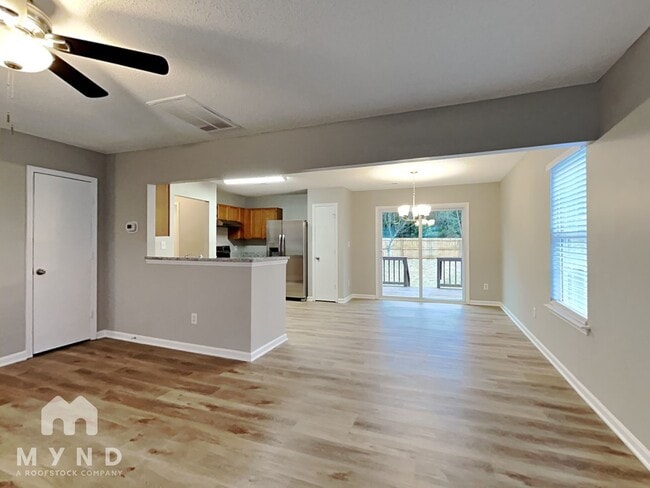 Building Photo - 11527 Stewarts Crossing Dr