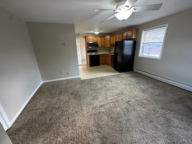 Building Photo - 49 Tappan St