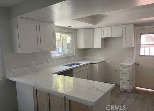 Building Photo - 760 N Adele St