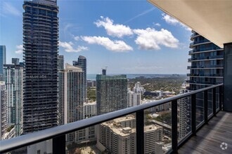 Building Photo - 801 S Miami Ave