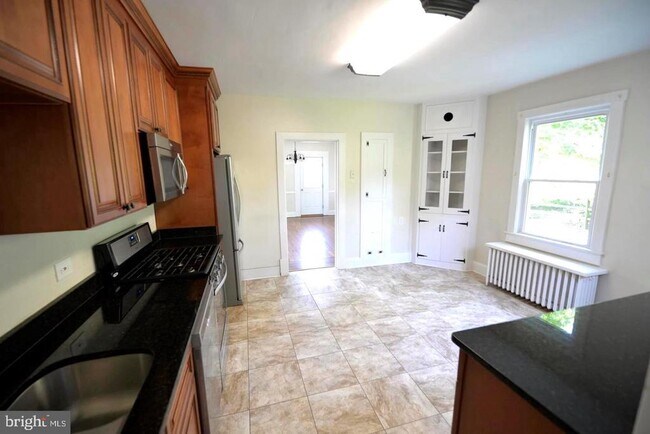 Foto del edificio - 720 Church Hill Rd