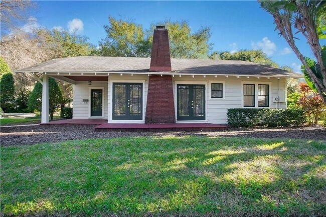 Building Photo - 320 Jasmine Ave