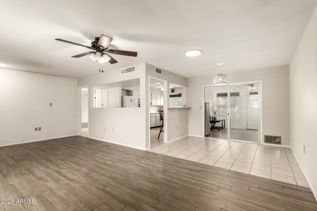 Foto del edificio - 10431 W Tumblewood Dr