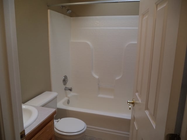 Building Photo - 611 Hampton Cir