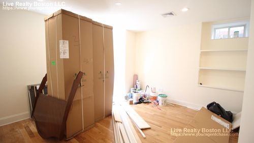 Building Photo - 51 Naples Rd