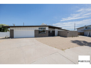 Building Photo - 802 E Campus Dr