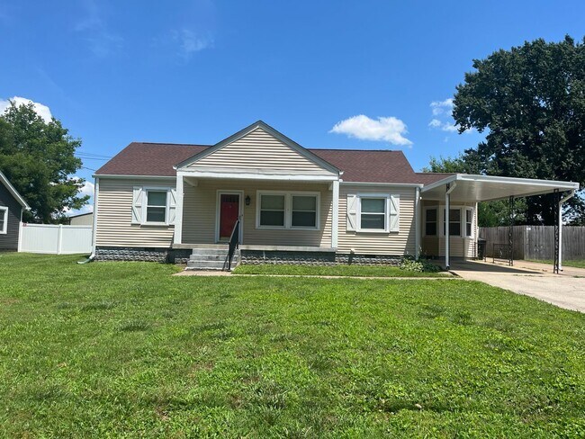 Building Photo - Charming 3-Bedroom Home in the Heart of Murfreesboro!