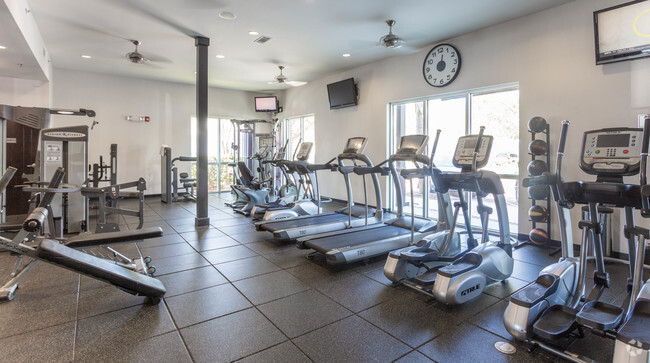 Interior Photo - Central Square at Watermark