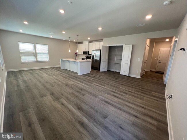 Building Photo - 12865 Mosaic Pk Wy