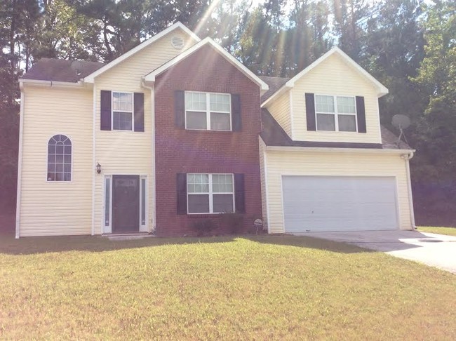 Building Photo - 1194 Cliftwood Dr