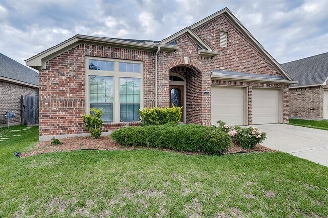 Building Photo - 5615 Stoneridge Ct