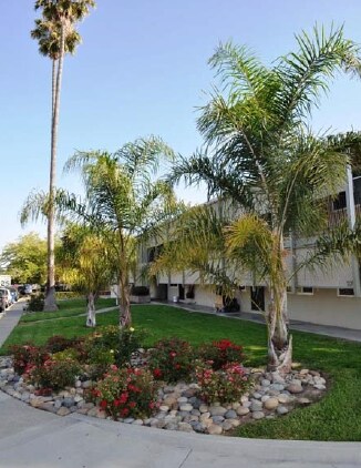 Building Photo - 270 Dunster Dr