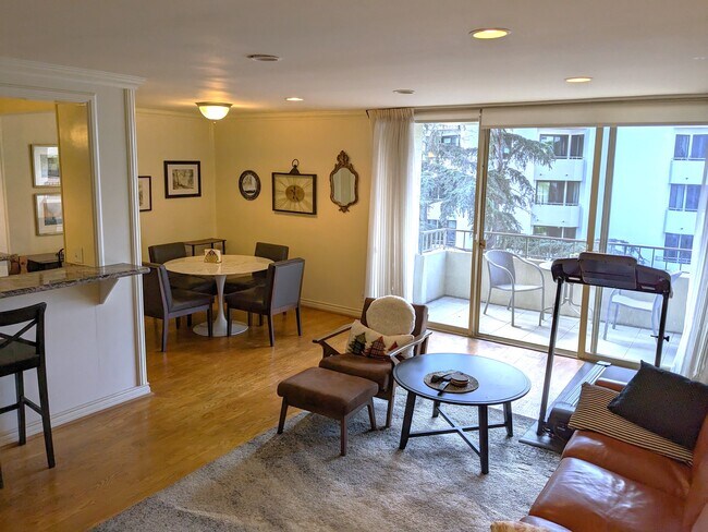 Living room - 1300 Midvale Ave