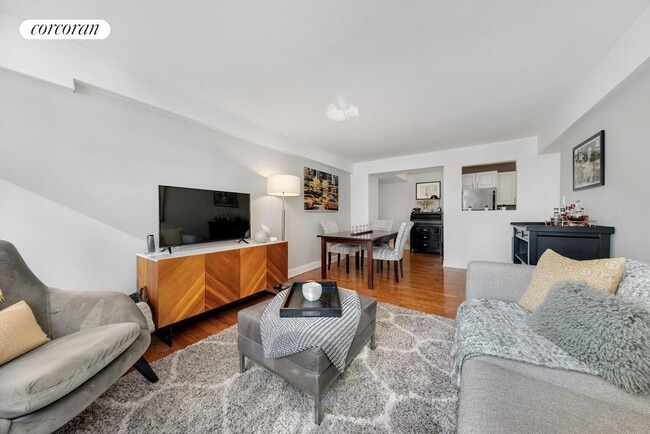 Foto del edificio - 240 E 55th St