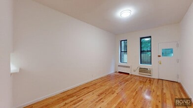 Building Photo - 318 E 89th St