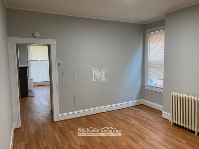 Building Photo - 623 Dumbarton Ave