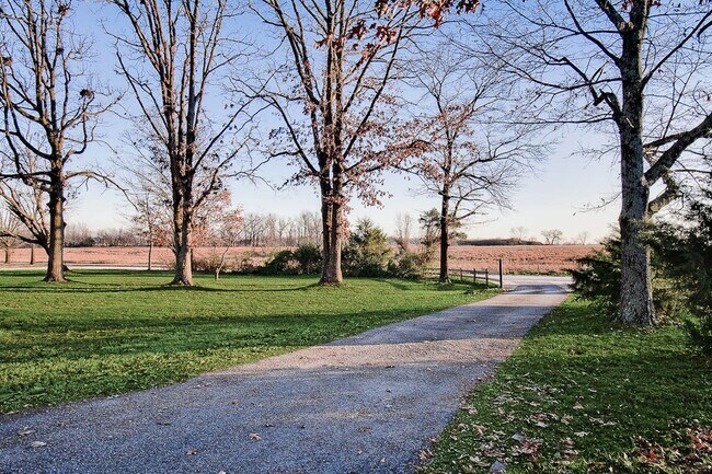 Foto del edificio - 9940 Kitty Rd