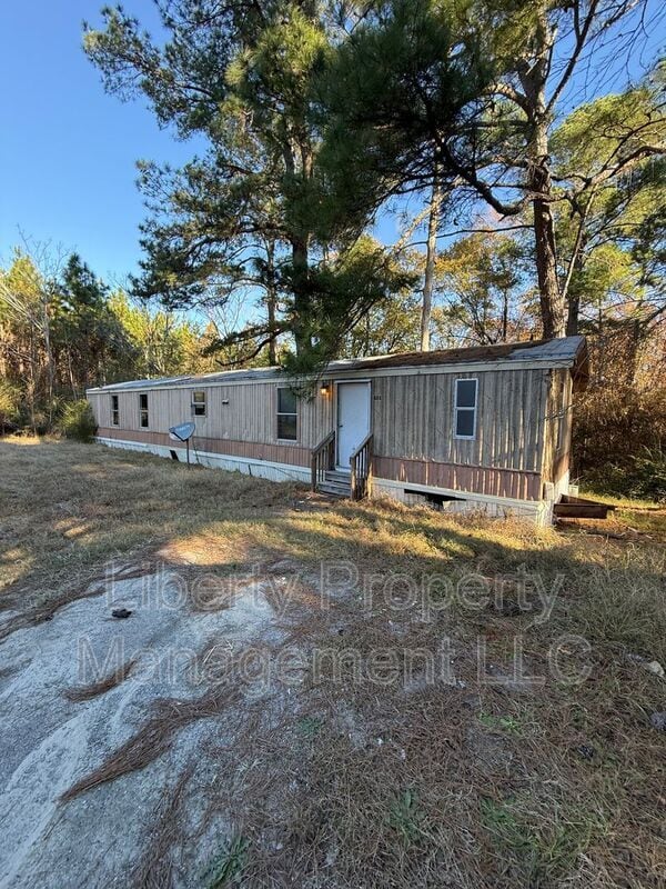 Foto del edificio - 121 New Hope Cir