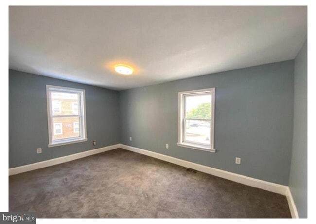 Foto del edificio - 775 S Front St