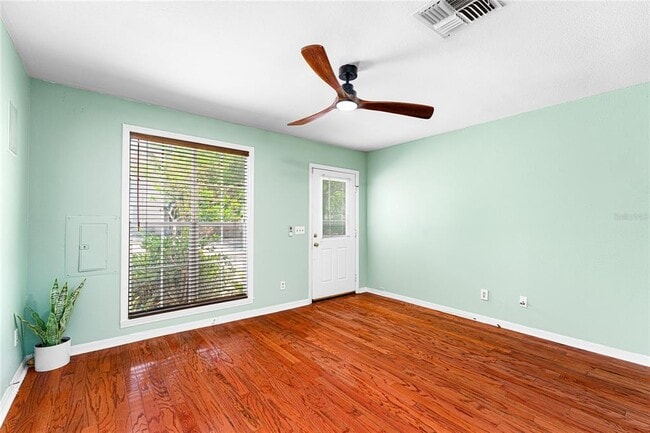 Building Photo - 5704 Bratton Dr